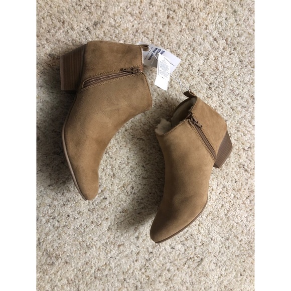 Shoes - Ankle boots with sherpa 💫 NWT